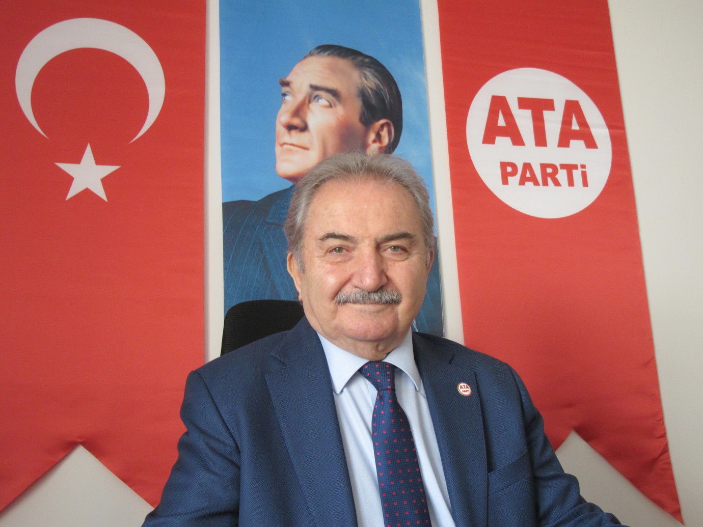  ATA Parti Genel Başkanı Zeybek,  Hem AKP’yi, hem CHP’yi eleştirdi