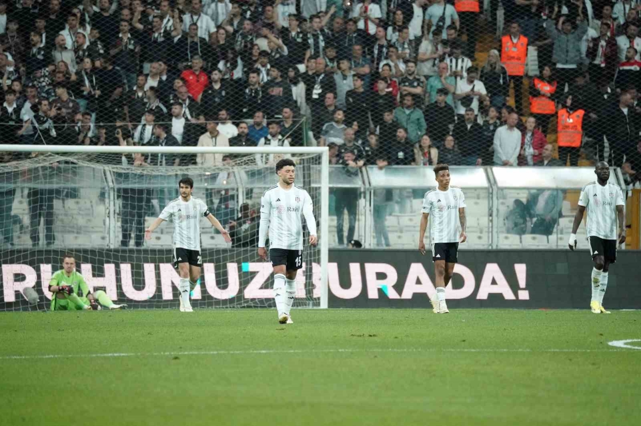 Trendyol Süper Lig: Beşiktaş: 1 - Samsunspor: 1 
