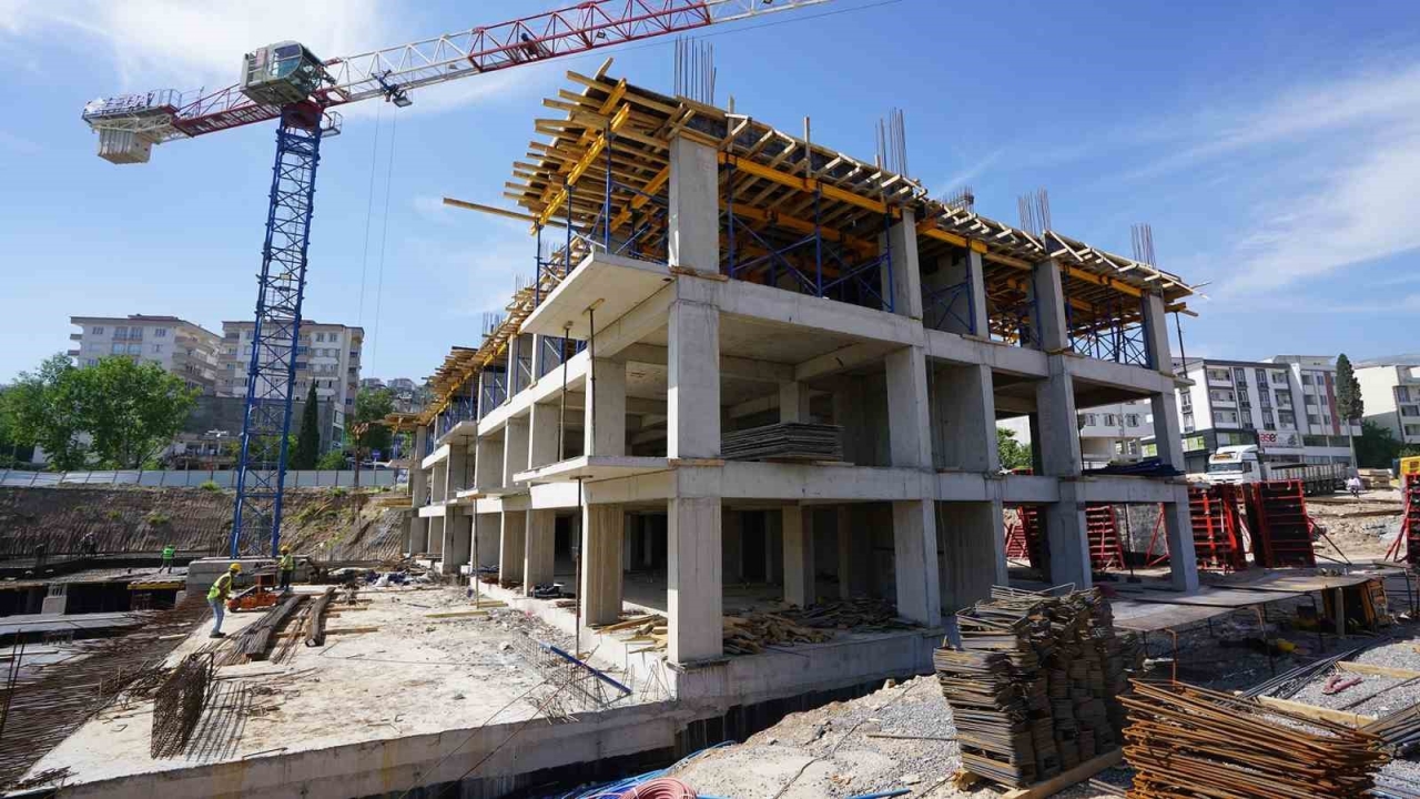 Kahramanmaraş’ta Kentsel Tasarım Projesi sürüyor, inşaatlar yükseliyor
